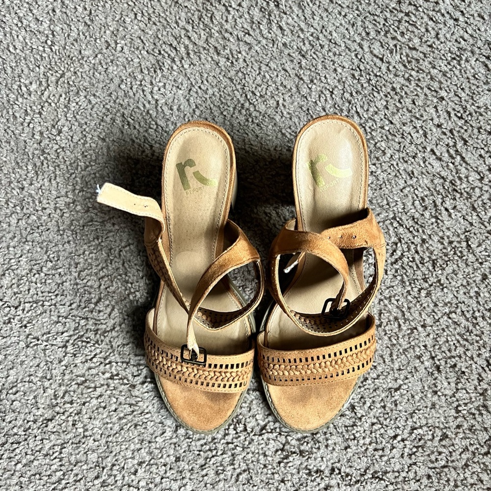 Sandals camel color
